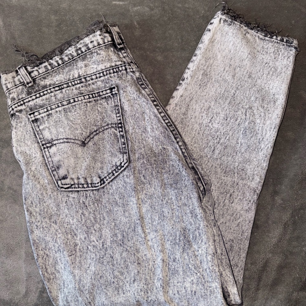 Gray Acid Wash Jeans